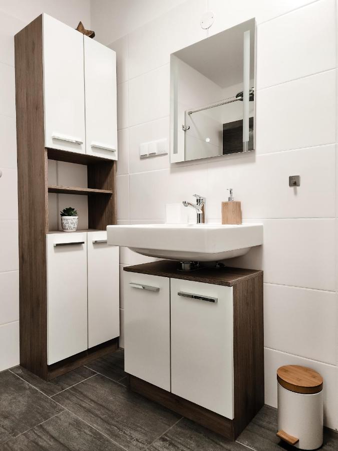 Vienna Green - Modern New Apartment, Old Danube Ngoại thất bức ảnh
